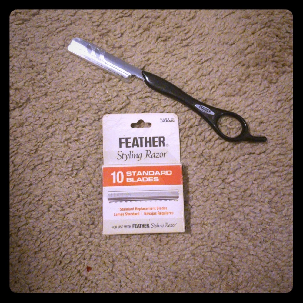 Feather Styling Razor